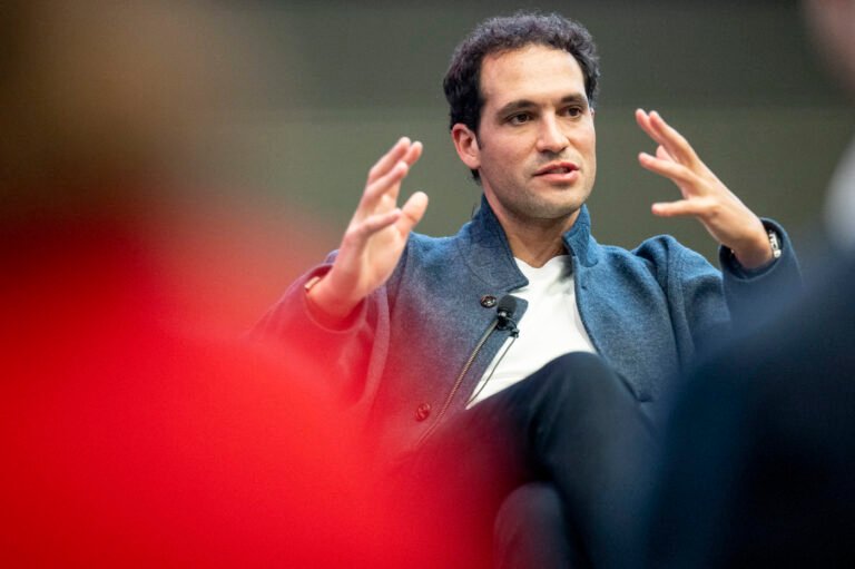 How the CEO of this wearable tech business approaches leadership How the CEO of this wearable tech business approaches leadership